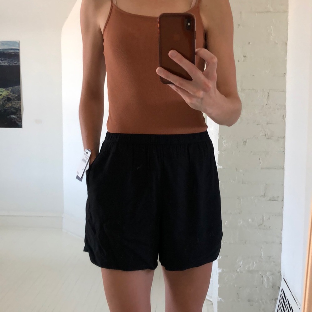 Melrose and Market High-Rise Black Shorts Size Small NWT
